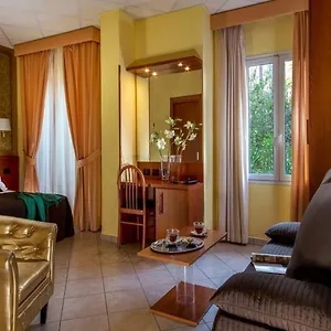Bed & Breakfast In Vale&hillary Colosseo, Roma
