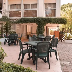 Admiral Hotel Pinarella