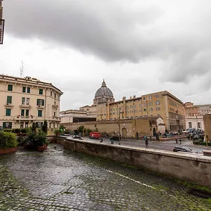 Affittacamere All'ombra Del Cupolone, Roma